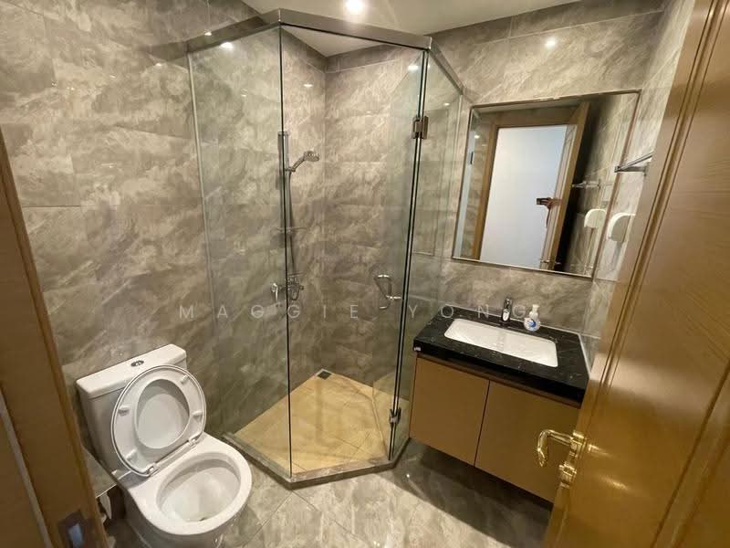 Kediaman Servis untuk Dijual di R&F Princess Cove Phase 1 - Maggie Yong - Bathroom - PropertyGuru.com.my