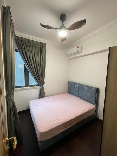 Kediaman Servis untuk Dijual di R&F Princess Cove Phase 1 - Maggie Yong - Bedroom - PropertyGuru.com.my