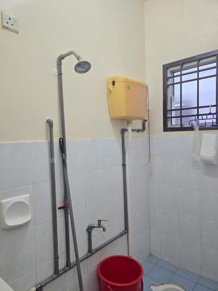 2-storey Terraced House for Sale in Taman Puteri Wangsa (Ulu Tiram) - Wendy Too - Bathroom - PropertyGuru.com.my