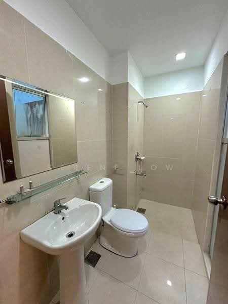 Rumah Teres 2-Tingkat untuk Dijual di Leisure Farm (Gelang Patah) - Serene Low - PropertyGuru.com.my