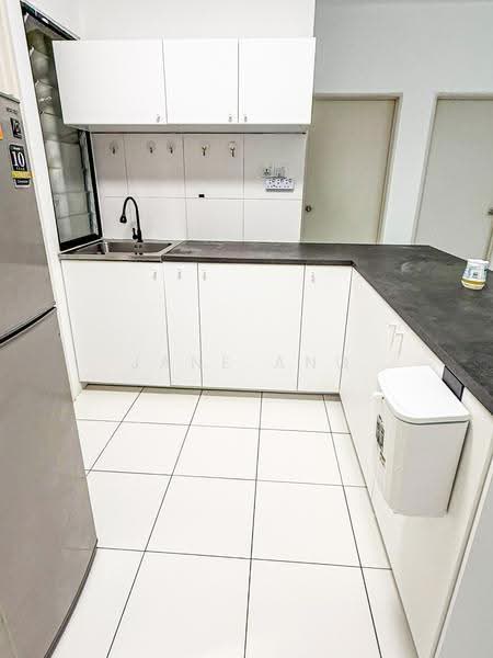 Condominium for Rent at TRI PINNACLE - Jane Ang - Kitchen - PropertyGuru.com.my