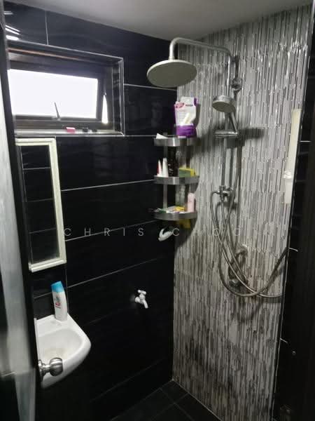 Flat for Sale at Perumahan Awam Sri Sabah - Chris Choo - Bathroom - PropertyGuru.com.my
