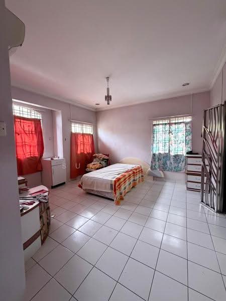 2-storey Terraced House for Sale in Bukit Rahman Putra (Sungai Buloh) - Suki Tan - Bedroom - PropertyGuru.com.my