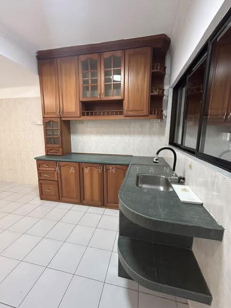 Rumah Teres 2-Tingkat untuk Dijual di Taman Mount Austin (Tebrau) - Kavin Tan - Kitchen - PropertyGuru.com.my