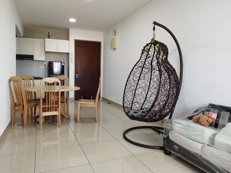 Kediaman Servis untuk Dijual di Larkin Heights - Li Lian Chew - Dining Room - PropertyGuru.com.my