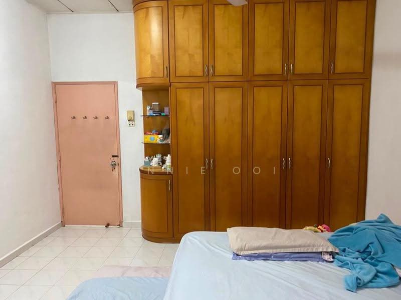 2-storey Terraced House for Rent in Taman Tasek (Johor Bahru) - Jennie Ooi - Bedroom - PropertyGuru.com.my