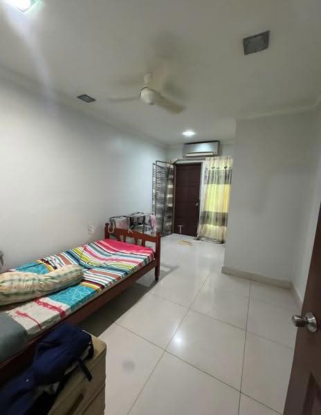 2.5-storey Terraced House for Sale in Taman Fadason (Kepong) - Suki Tan - Bedroom - PropertyGuru.com.my
