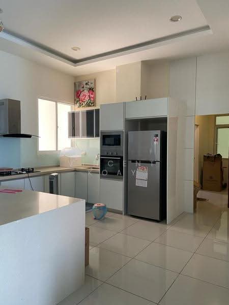 Condominium for Sale at 10 Island Resort - Vincent Koay - Kitchen - PropertyGuru.com.my