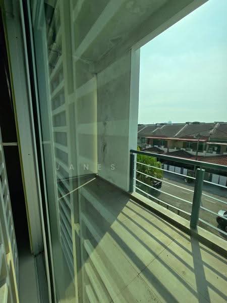 2.5-storey Terraced House for Rent in Bukit Mertajam (Penang) - Janes Lee - Balcony - PropertyGuru.com.my