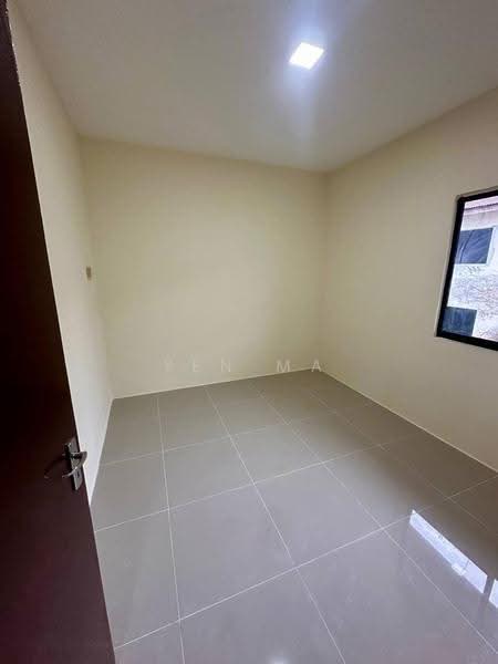 Flat for Sale at Flat Bandar Selesa Jaya @ Jalan Silat Gayong - Yen Ma - Interior - PropertyGuru.com.my