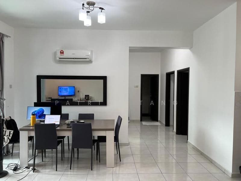 Condominium for Sale at The Brezza - Patrick Tang - Dining Room - PropertyGuru.com.my