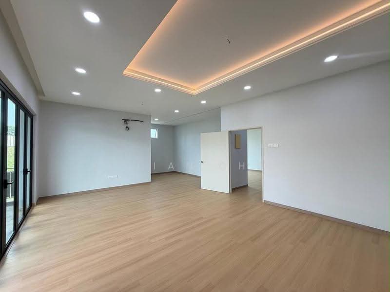 Semi-Detached House for Sale in Johor Bahru (Johor) - Li Lian Chew - PropertyGuru.com.my