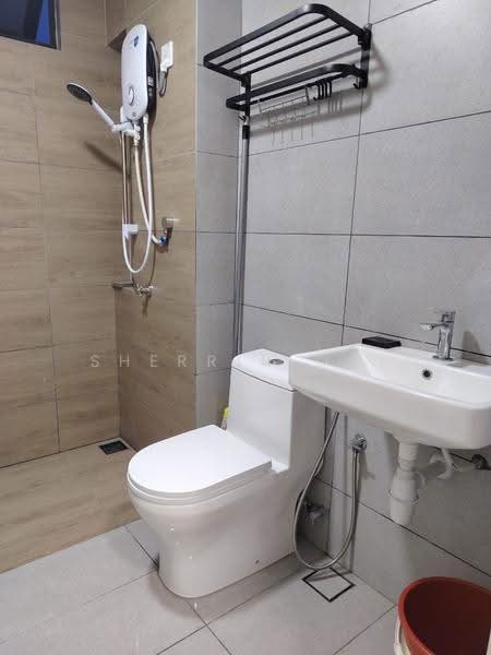 Service Residence for Rent at Vivo Executive Apartment - Sherrin Ooi - Bathroom - PropertyGuru.com.my
