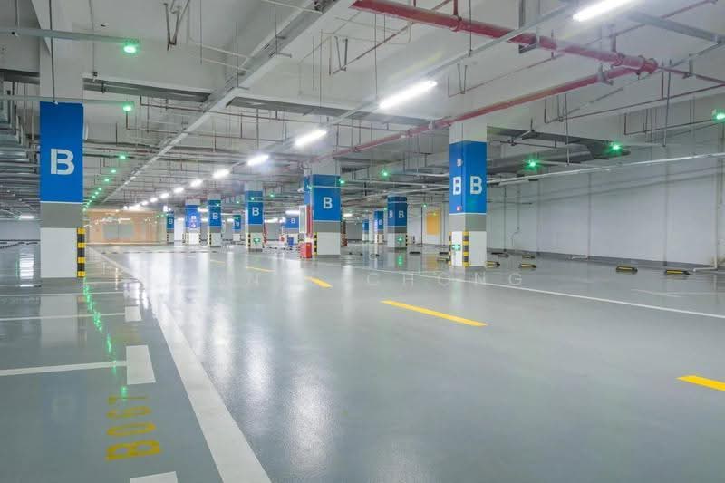 Retail Space for Sale in Telok Panglima Garang (Selangor) - Annie Chong - Car Park - PropertyGuru.com.my