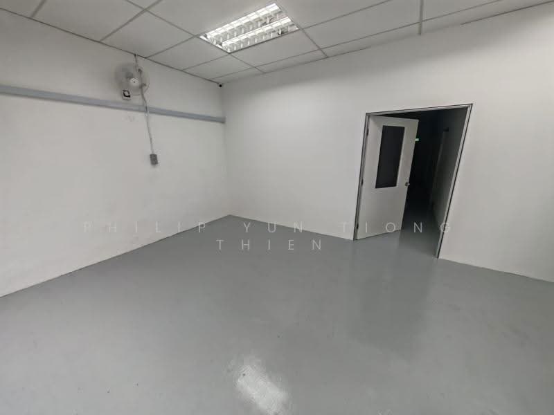 Kilang Teres untuk Disewa di Taman Perindustrian Jaya (Ara Damansara) - Philip Yun Tiong Thien - Interior - PropertyGuru.com.my