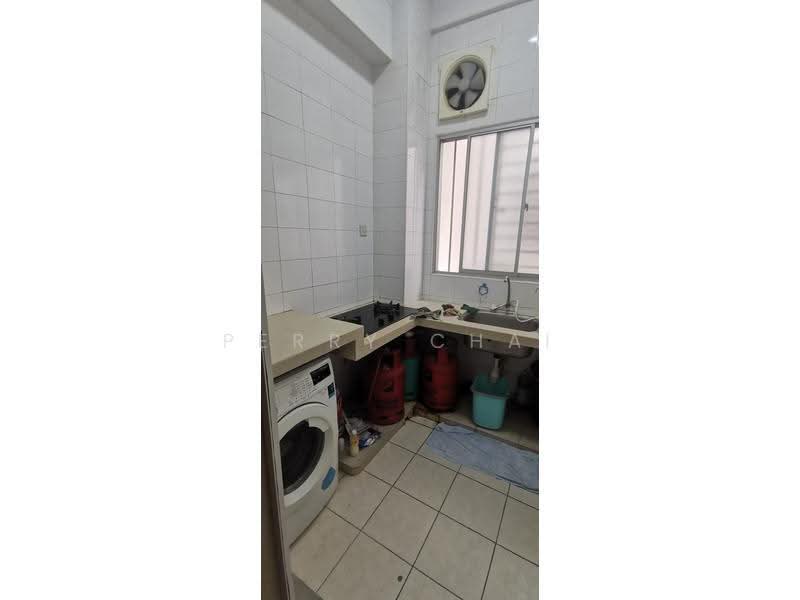 Condominium for Rent at Cova Suites - Perry Chai - Kitchen - PropertyGuru.com.my