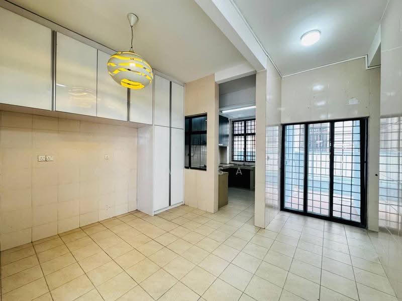 Terraced House for Sale in Bukit Jelutong (Shah Alam) - Adibah Salim - Kitchen - PropertyGuru.com.my