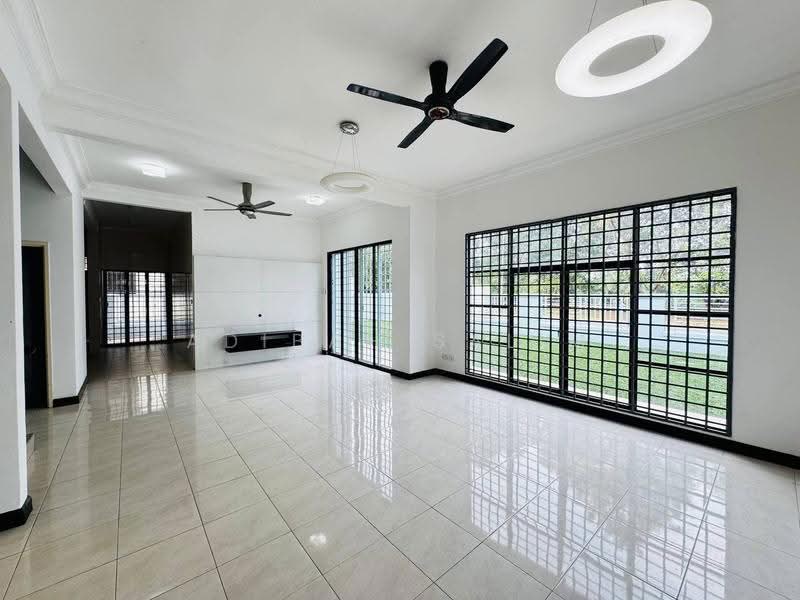 Terraced House for Sale in Bukit Jelutong (Shah Alam) - Adibah Salim - Living Room - PropertyGuru.com.my
