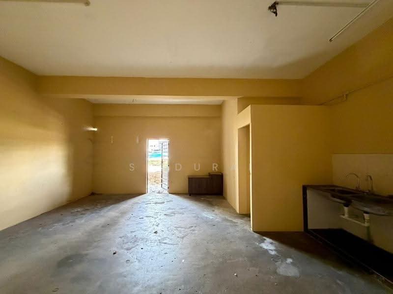 Kedai untuk Disewa di Taman Tampoi Indah 2 (Tampoi) - S. Durai - Interior - PropertyGuru.com.my