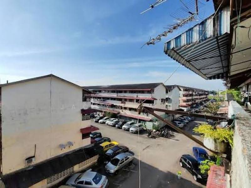 Rumah Flat untuk Disewa di Flat Taman Ungku Tun Aminah - Jaclyn Wong - Exterior - PropertyGuru.com.my