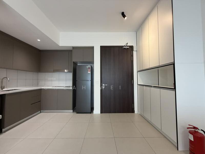 Service Residence for Sale at Maya Ara Residences - Cheah Wei Kit - Kitchen - PropertyGuru.com.my