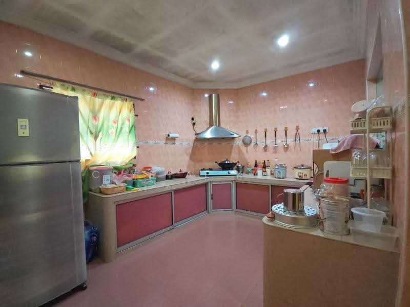 Rumah Teres 1-Tingkat untuk Dijual di Ulu Tiram (Johor) - Crystal Kong - Kitchen - PropertyGuru.com.my