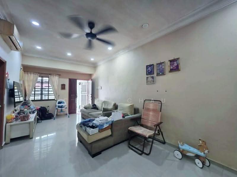 Rumah Teres 1-Tingkat untuk Dijual di Taman Johor Jaya (Johor Bahru) - Cendy Chau - Living Room - PropertyGuru.com.my