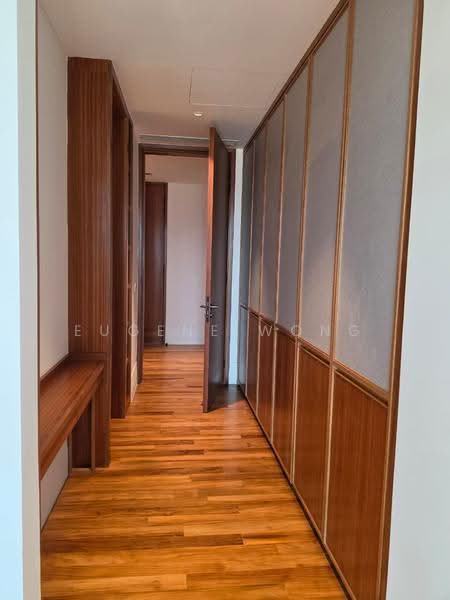 Kondominium untuk Disewa di The Peak - Eugene Wong - Corridor - PropertyGuru.com.my