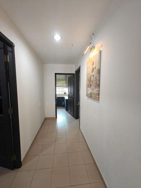 Rumah Teres 1-Tingkat untuk Dijual di Taman Suria (Johor Bahru) - Jeff Ang - Corridor - PropertyGuru.com.my