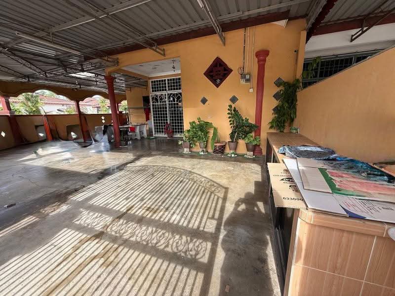 1-storey Terraced House for Sale in Taman Desa Budiman (Sungai Lalang) - Hasnizam . - Exterior - PropertyGuru.com.my