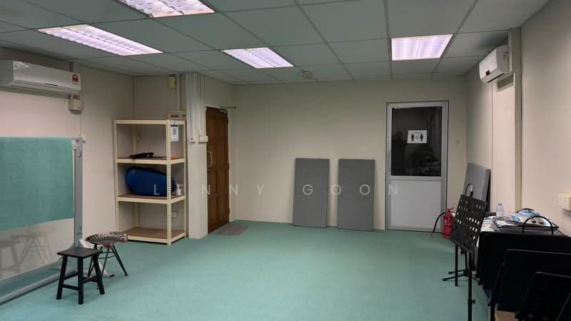 Office for Rent in Taman Green Lane (Jelutong) - Lenny Goon - Interior - PropertyGuru.com.my