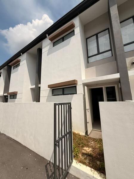 Terraced House for Sale in Kota Emerald (Rawang) - Uthaya Kumar - Exterior - PropertyGuru.com.my