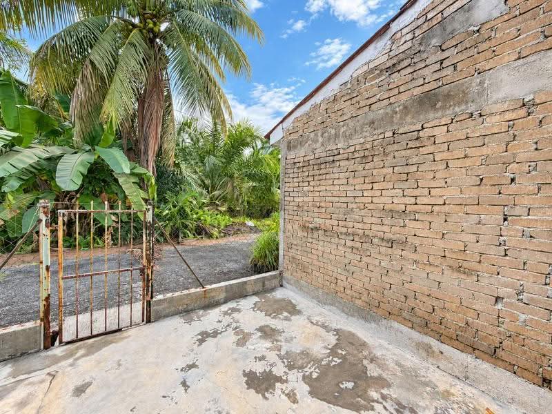 1-storey Terraced House for Sale in Taman Cicely (Teluk Intan) - Kelvin Foo - Exterior - PropertyGuru.com.my