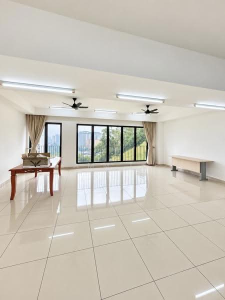 Rumah Teres 3-Tingkat untuk Dijual di Taman Melawati (Ulu Kelang) - Samm Lee - Living Room - PropertyGuru.com.my
