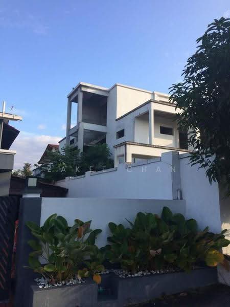 Semi-Detached House for Sale in Taman Universiti Ss3 (Petaling Jaya) - Zakee Chan - Exterior - PropertyGuru.com.my