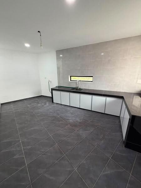 Rumah Teres 1-Tingkat untuk Dijual di Taman Suria (Johor Bahru) - Jeff Ang - Kitchen - PropertyGuru.com.my