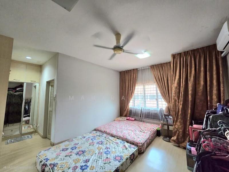 2-storey Terraced House for Sale in Alam Sari (Bangi) - Mahirah . - Bedroom - PropertyGuru.com.my