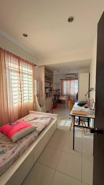2-storey Terraced House for Sale in Taman Setia Indah (Tebrau) - Win Tan - Bedroom - PropertyGuru.com.my