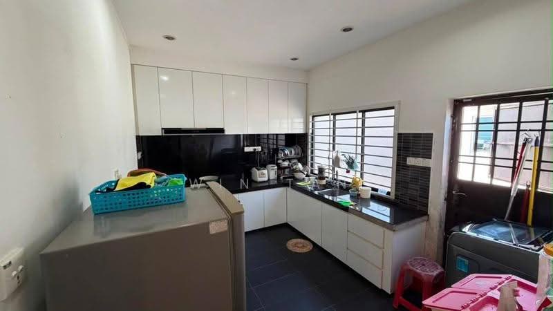 2-storey Terraced House for Sale in Taman Setia Indah (Tebrau) - Win Tan - Kitchen - PropertyGuru.com.my