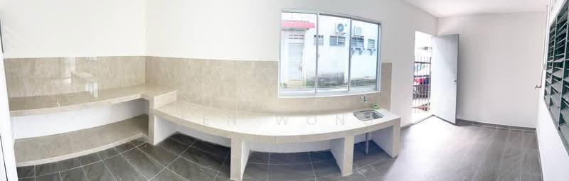 Rumah Teres 1-Tingkat untuk Dijual di Taman Hajat (Batu Pahat) - Zen Wong - Kitchen - PropertyGuru.com.my