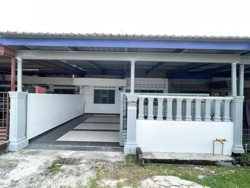 Rumah Teres 1-Tingkat untuk Dijual di Taman Hajat (Batu Pahat) - Zen Wong - Exterior - PropertyGuru.com.my