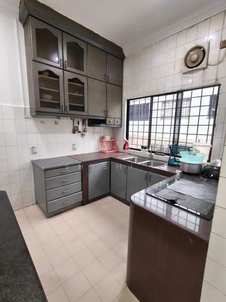 1-storey Terraced House for Sale in Bandar Selesa Jaya (Skudai) - Shishi . - Kitchen - PropertyGuru.com.my