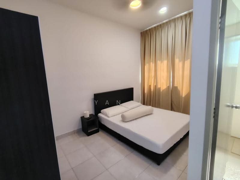 Kediaman Servis untuk Disewa di Vision City Youth City - Yan . - Bedroom - PropertyGuru.com.my