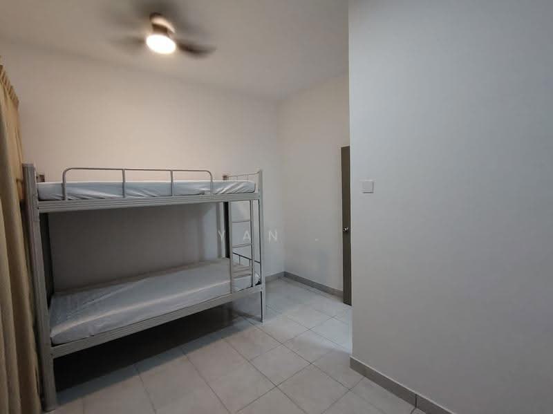 Kediaman Servis untuk Disewa di Vision City Youth City - Yan . - Bedroom - PropertyGuru.com.my