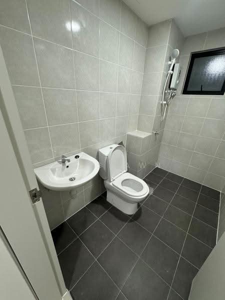 Kediaman Servis untuk Disewa di Duduk Se.Ruang @ Eco Sanctuary - Ng Shawn - Bathroom - PropertyGuru.com.my