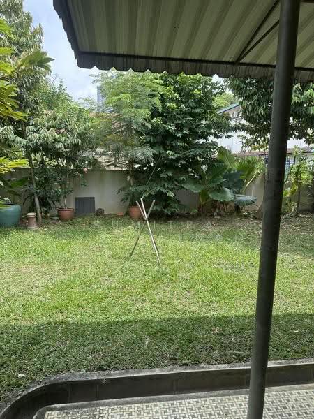 Bungalow House for Sale in Petaling Jaya (Selangor) - Sumitra Sabaratnam - Garden - PropertyGuru.com.my