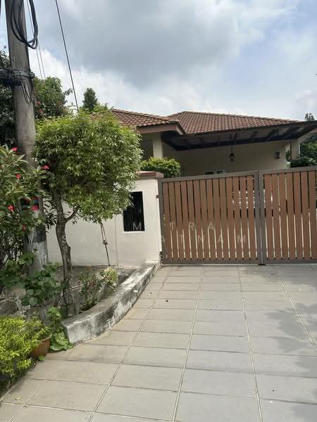 Bungalow House for Sale in Petaling Jaya (Selangor) - Sumitra Sabaratnam - Exterior - PropertyGuru.com.my
