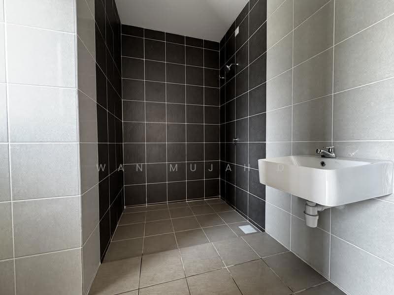 Rumah Bandar untuk Dijual di Sepang (Selangor) - Wan Mujahid - Bathroom - PropertyGuru.com.my
