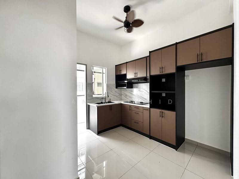 Rumah Bandar untuk Dijual di Sepang (Selangor) - Wan Mujahid - Kitchen - PropertyGuru.com.my