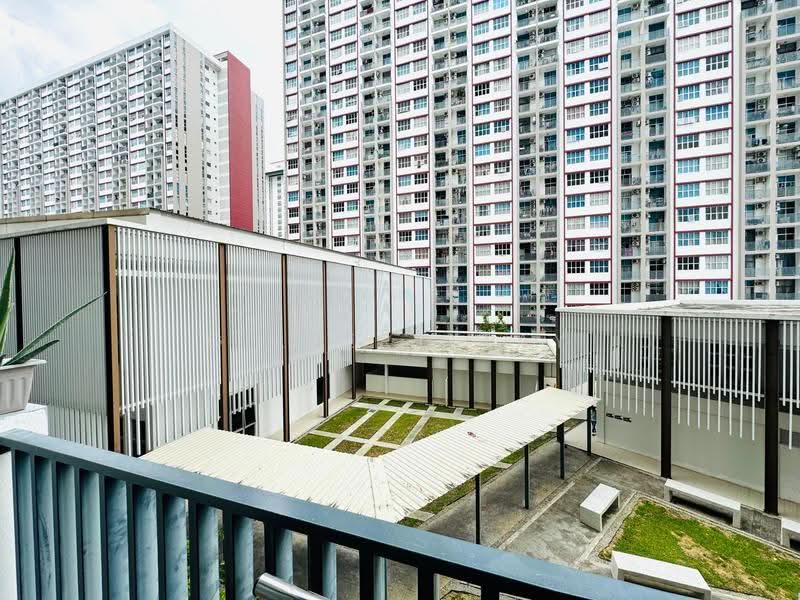 Kondominium untuk Disewa di Lakefront Homes - Gilbert Tay - Exterior - PropertyGuru.com.my